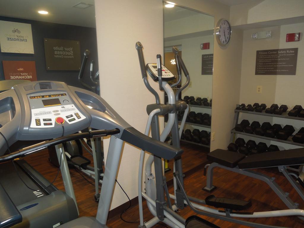 Quality Suites Waldorf Εξωτερικό φωτογραφία